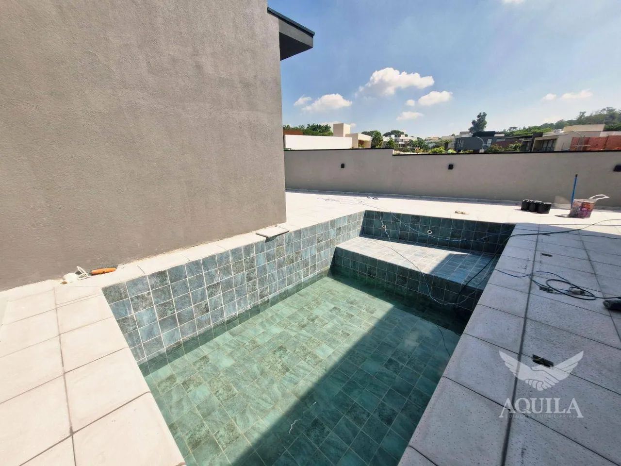 SOBRADO NOVO NO ALPHAVILLE 2 COM 4 SUÍTES E PISCINA - Foto 4