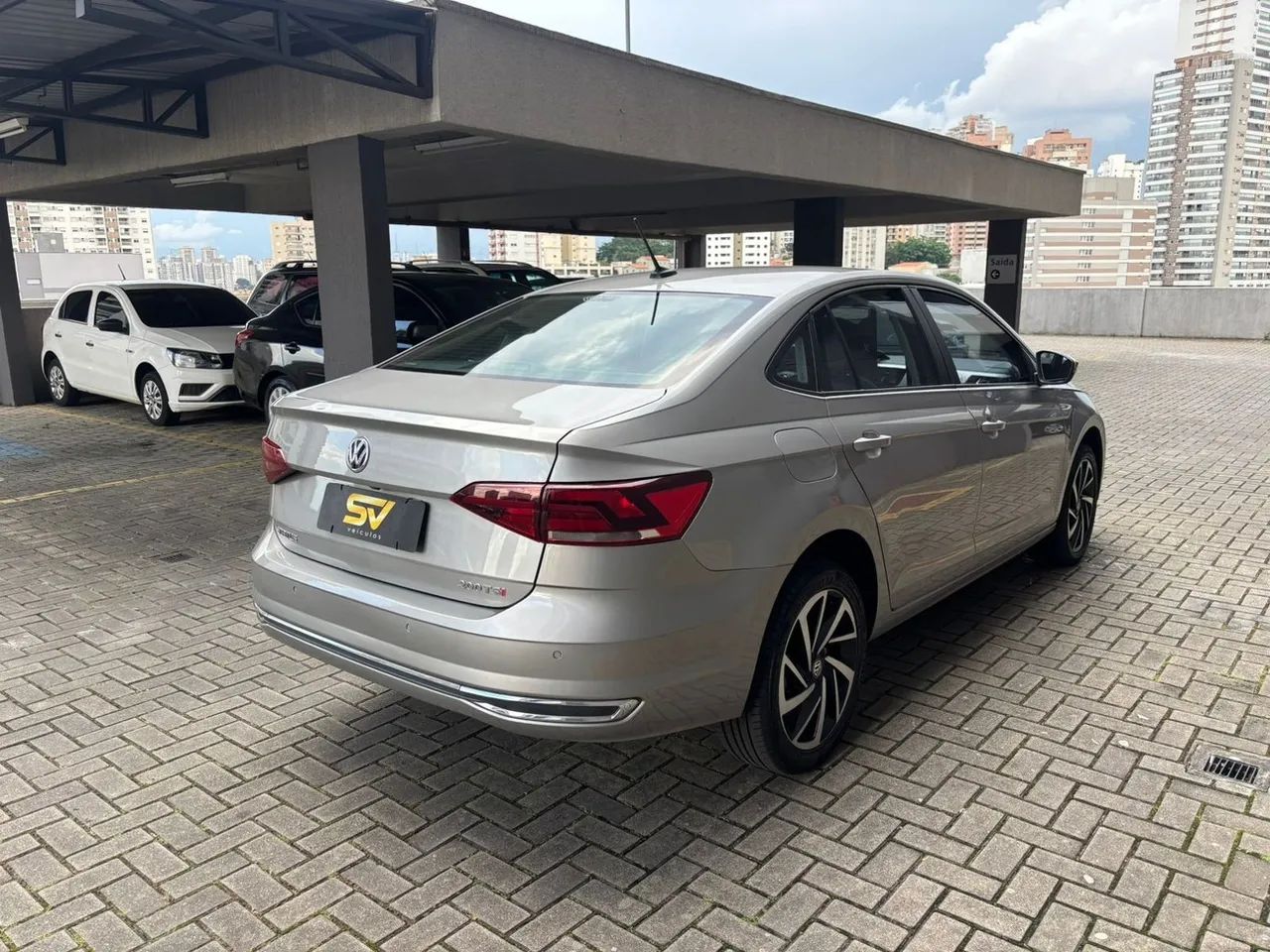 Volkswagen Virtus Highline 200 TSI 1.0 Flex 12V Aut, foto 7 de 15