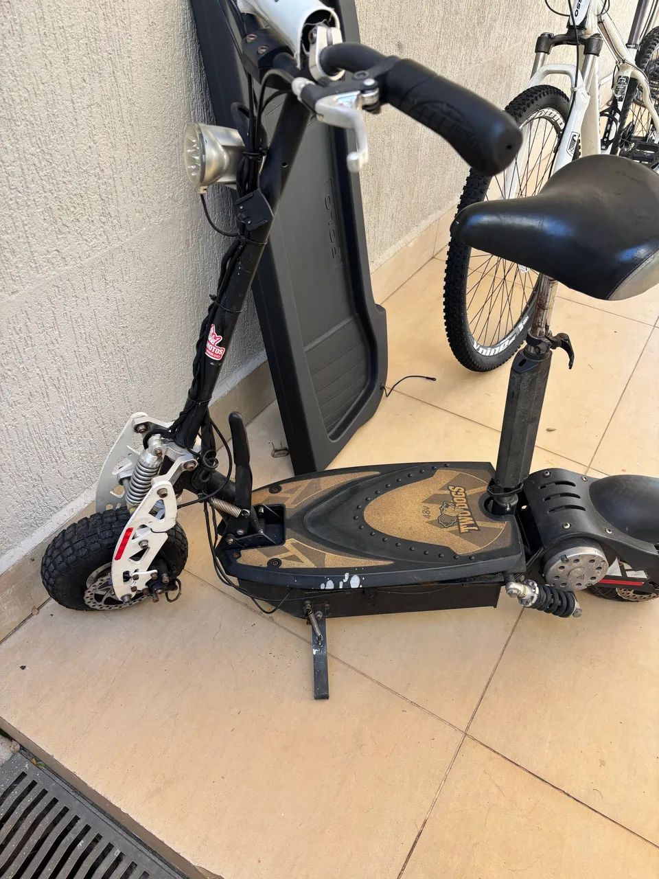 Patinete two dogs 1600w 48v  - Foto 2