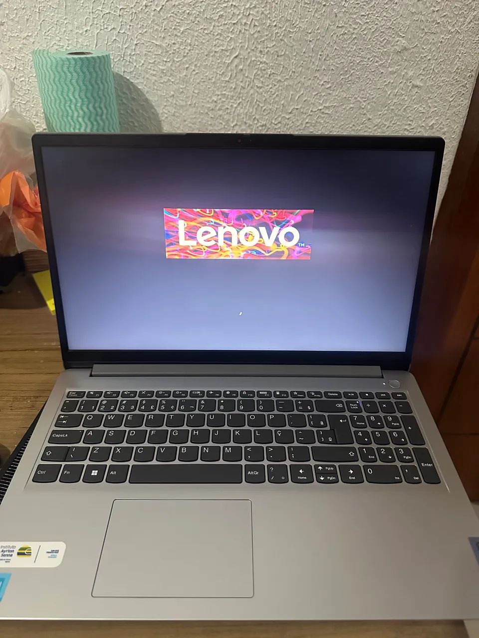 Notebook LENOVO