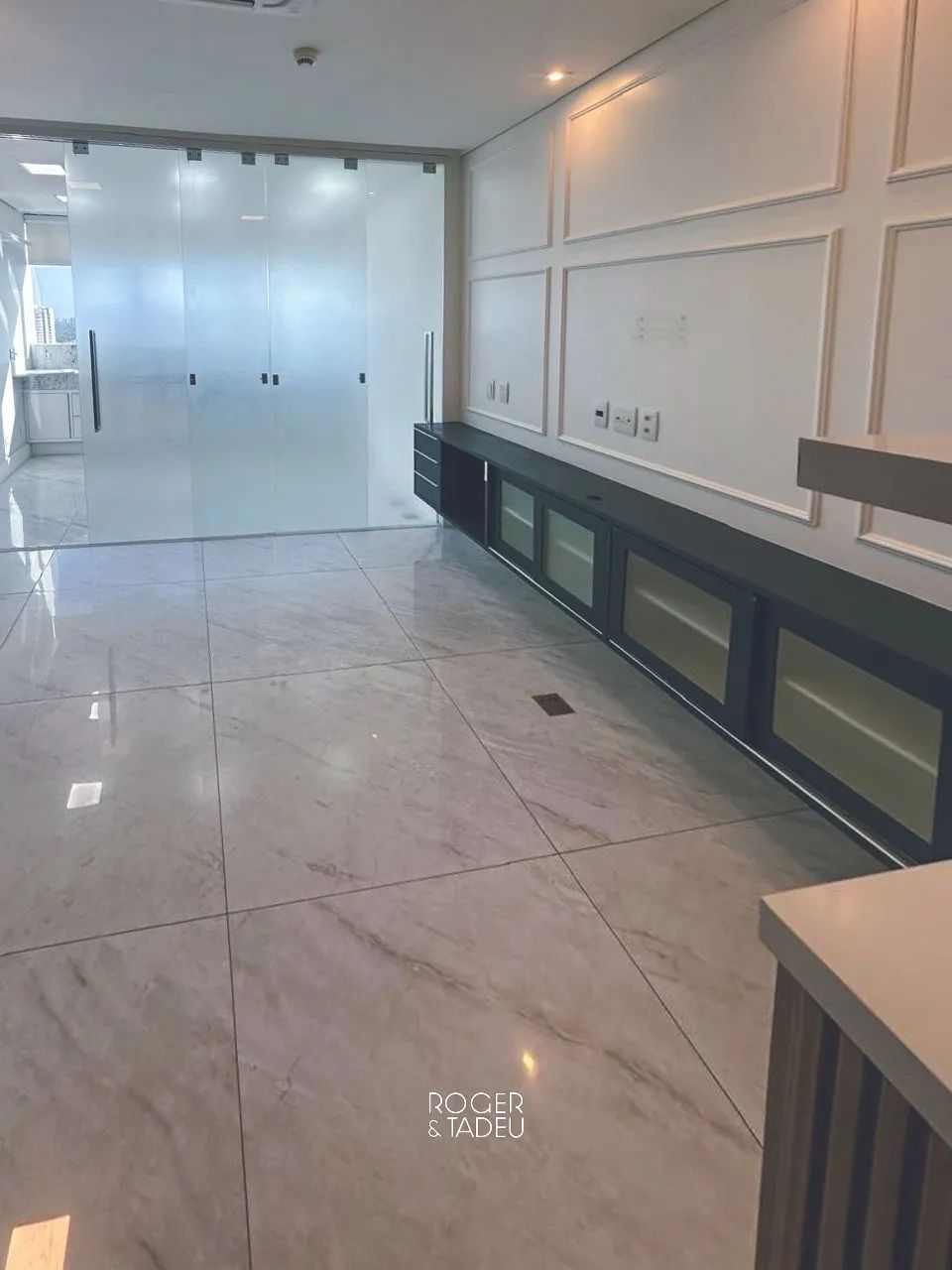 SALA COMERCIAL PRONTA - RIOMAR TRADE CENTER - 43M² - MOBILIADA - Foto 5