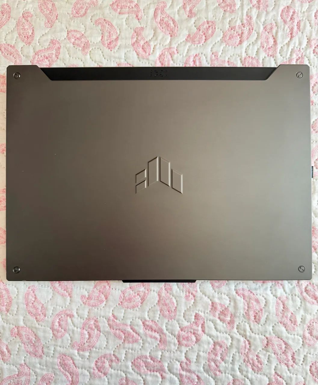 Asus TUF F15 (2025)  - Foto 3