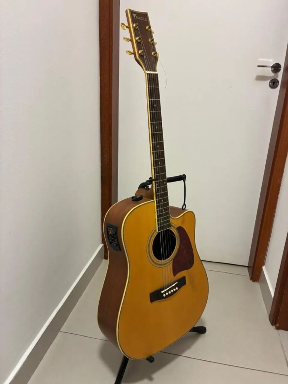 Violão Folk Eletroacústico Eagle CH889