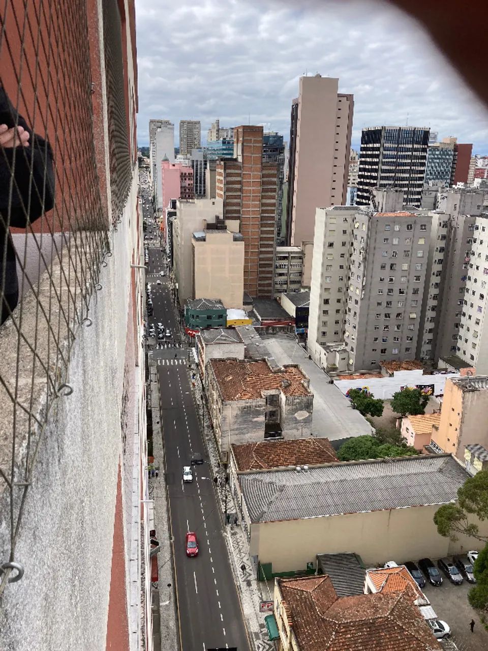 APARTAMENTO DE 2 QUARTOS NO CENTRO - Foto 4