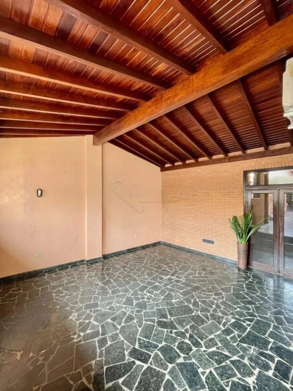 Casa residencial/comercial com 04 quartos no Centro - Foto 2