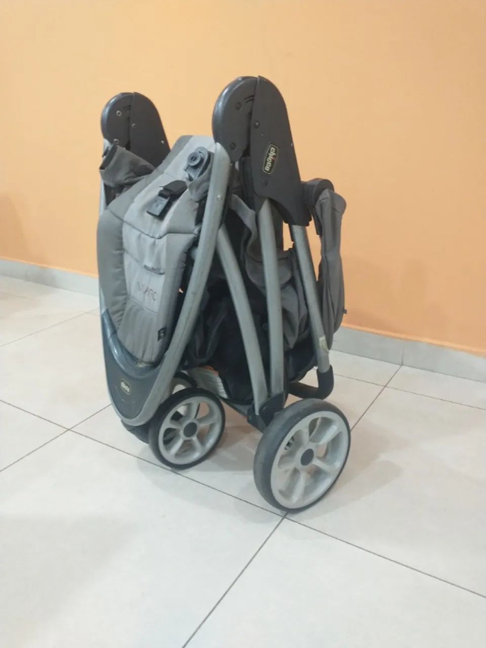 Carrinho de Bebê Chicco Viaro - Foto 2