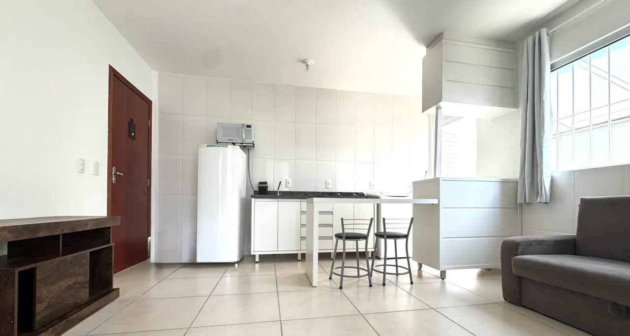 Alugo Aoe de 01 Quarto no Carianos  - Foto 4