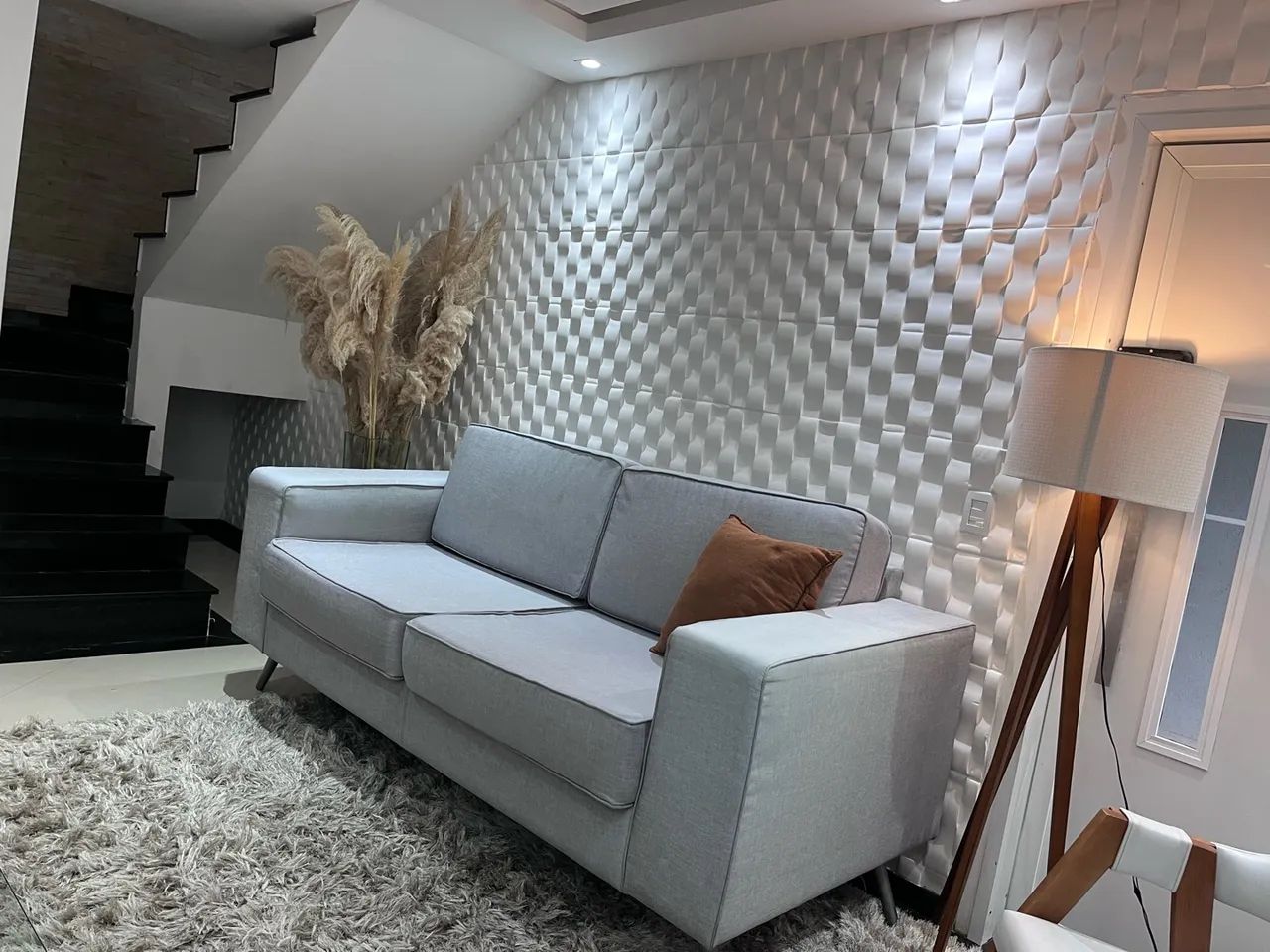 Lindo sofá slim living seminovo - Foto 4