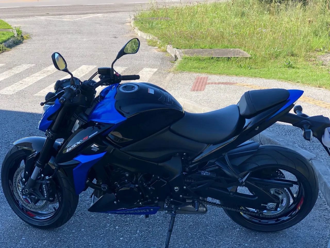 Suzuki 1000 2021 - 1504456835 | OLX