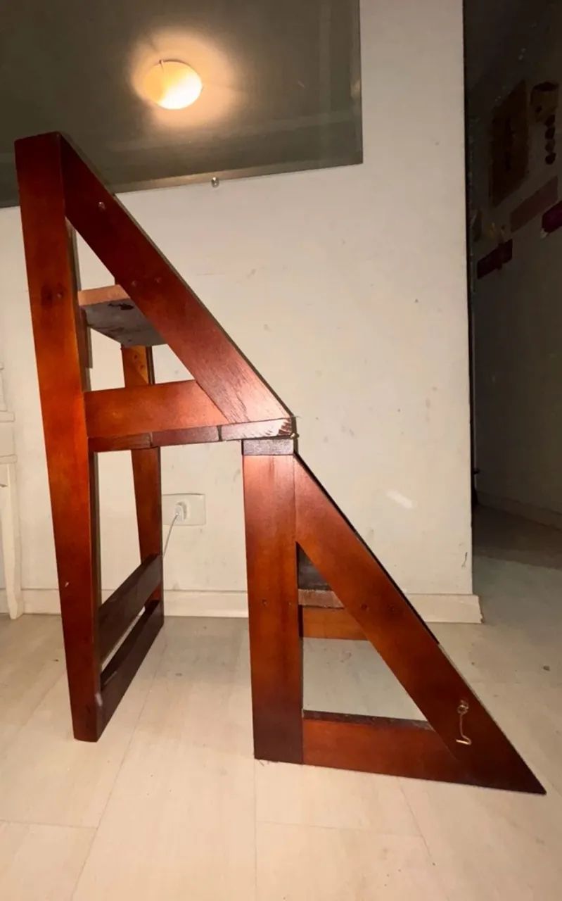 Cadeira / escada  - Foto 2