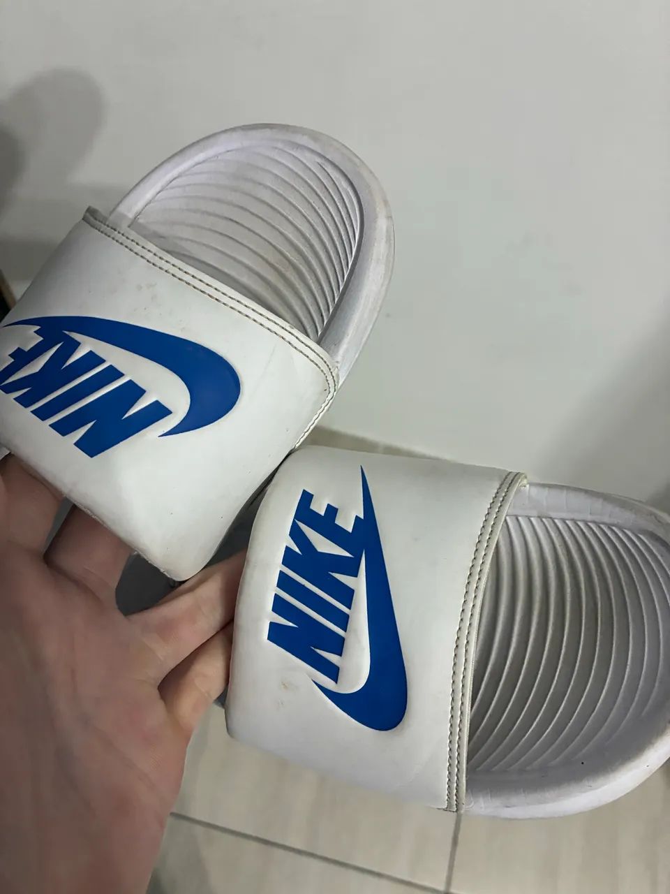 Slide Nike Branco c/ Azul - Foto 5