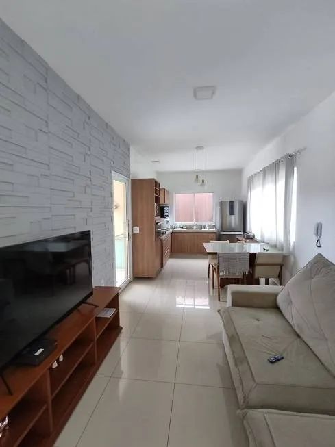 Linda Casa com 3 Quartos e 2 banheiros à Venda, 150 m²  - Foto 3