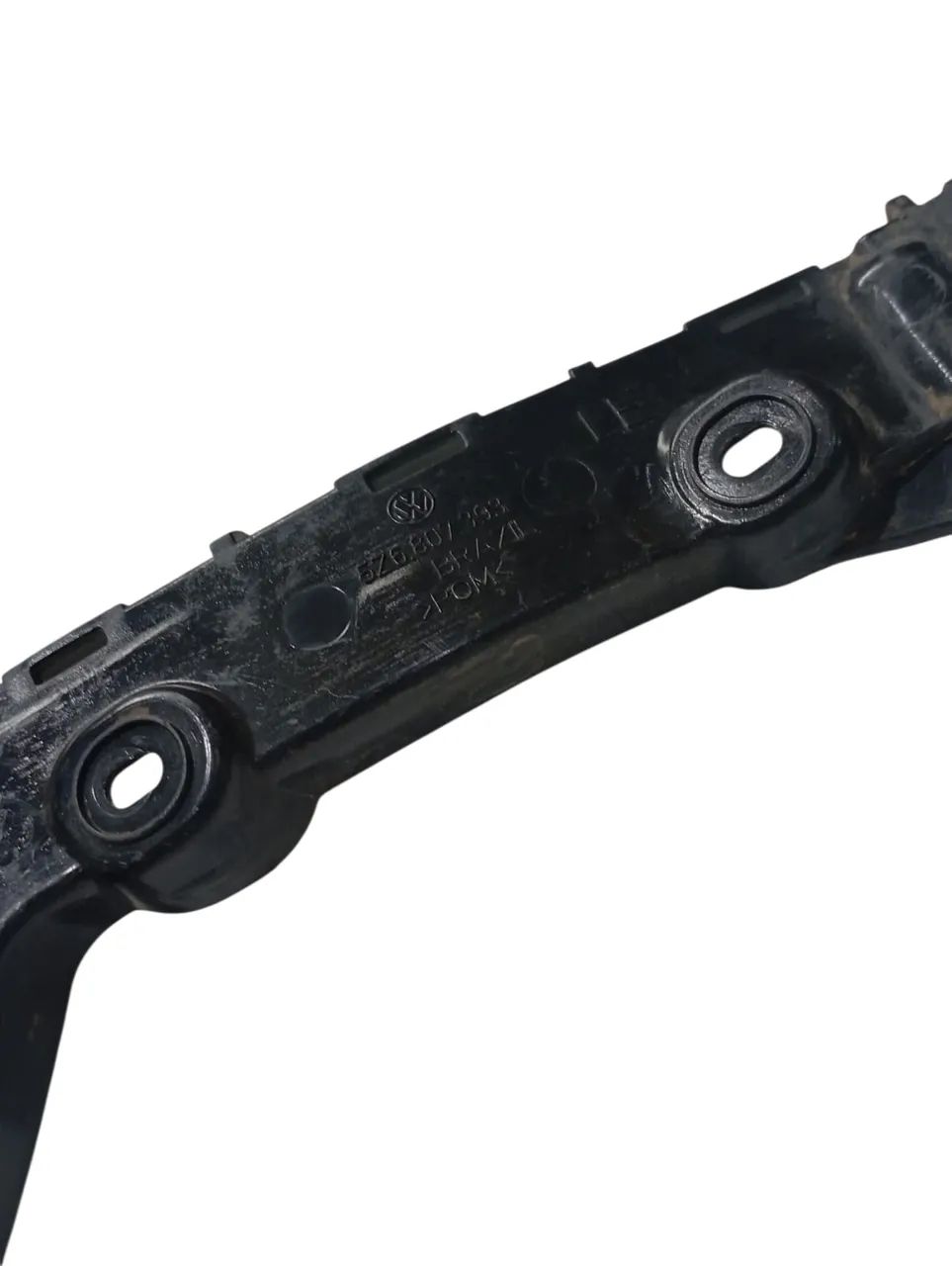 Guia Parachoque Fox CrossFox Spacefox 5z6807393 Esquerdo - Peças