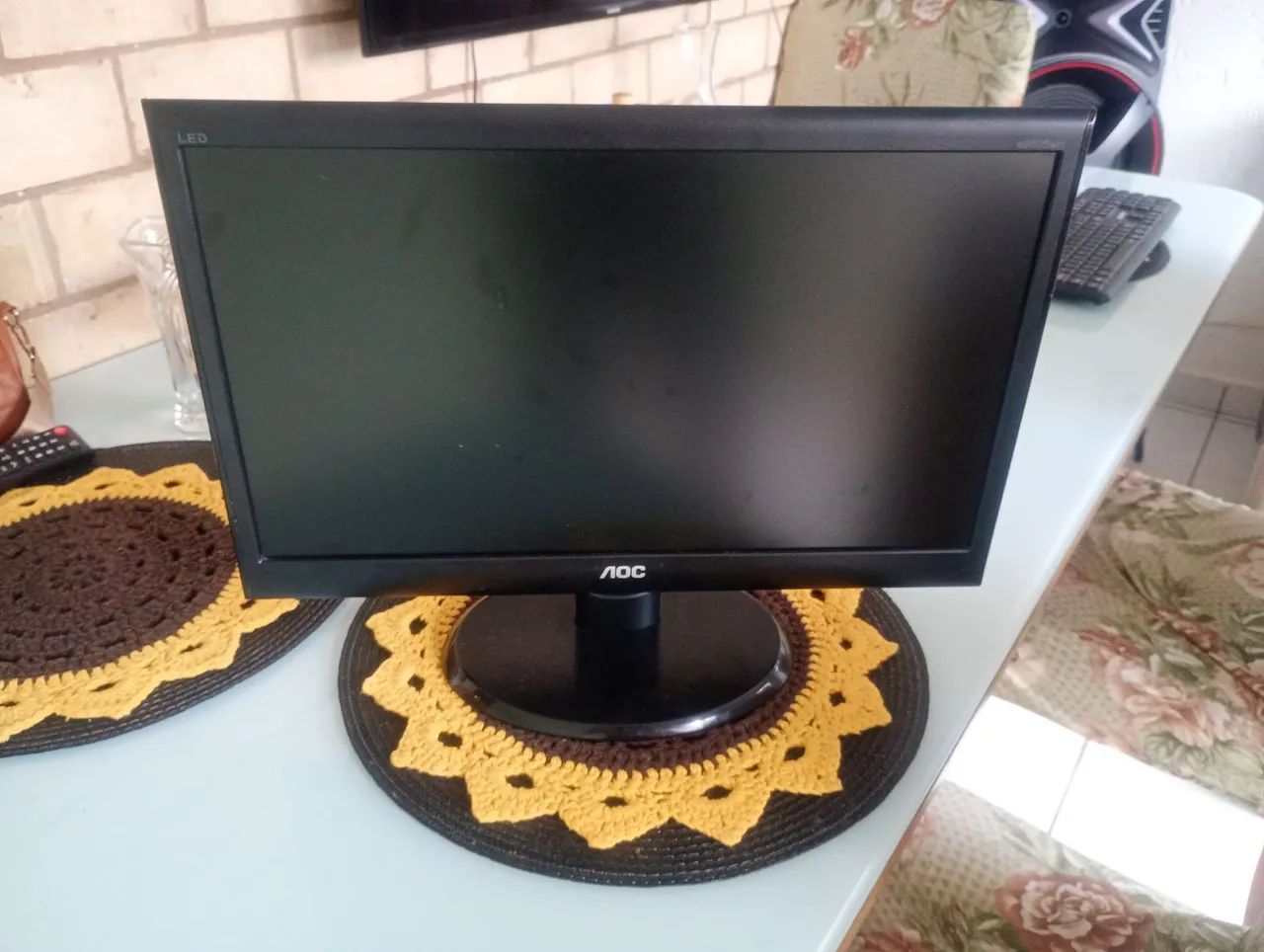 Monitor AOC 18,5? LED e950Swn - Funcionando normalmente 