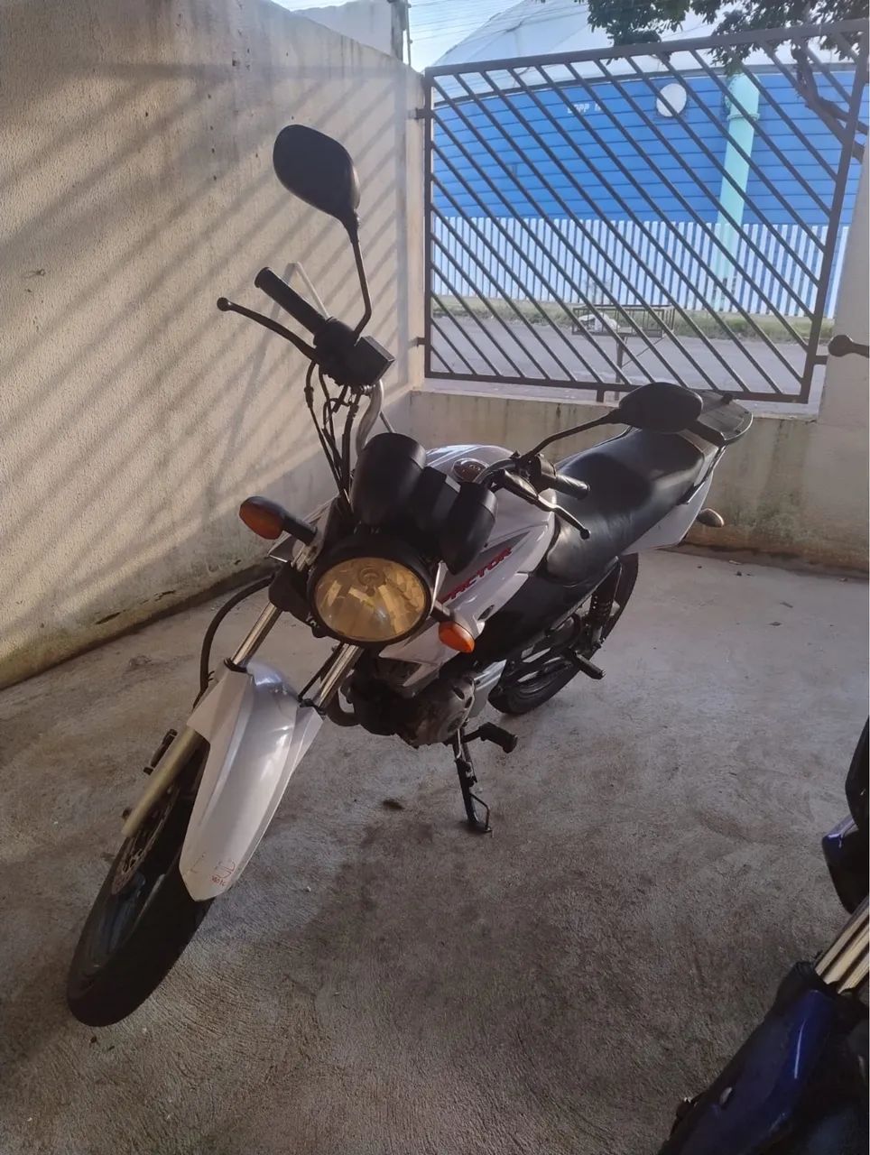 Factor 125 YBR  - Foto 3