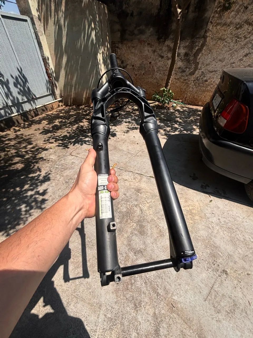 Suspensão Manitou Manchete boost  - Foto 4