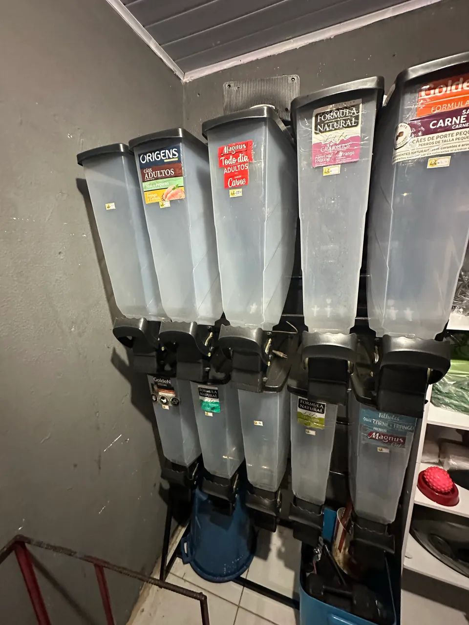 Dispenser ração 