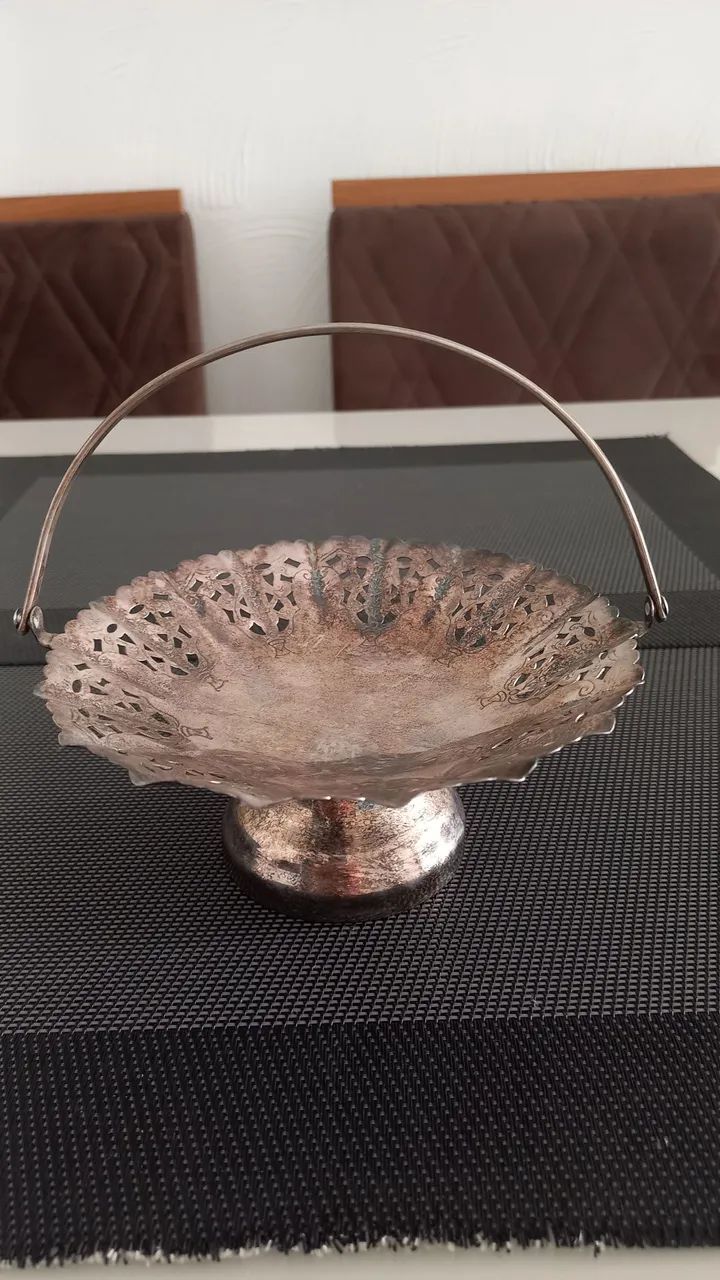 Fruteira/Bomboniere  pequena com alça prata Regia - Foto 3