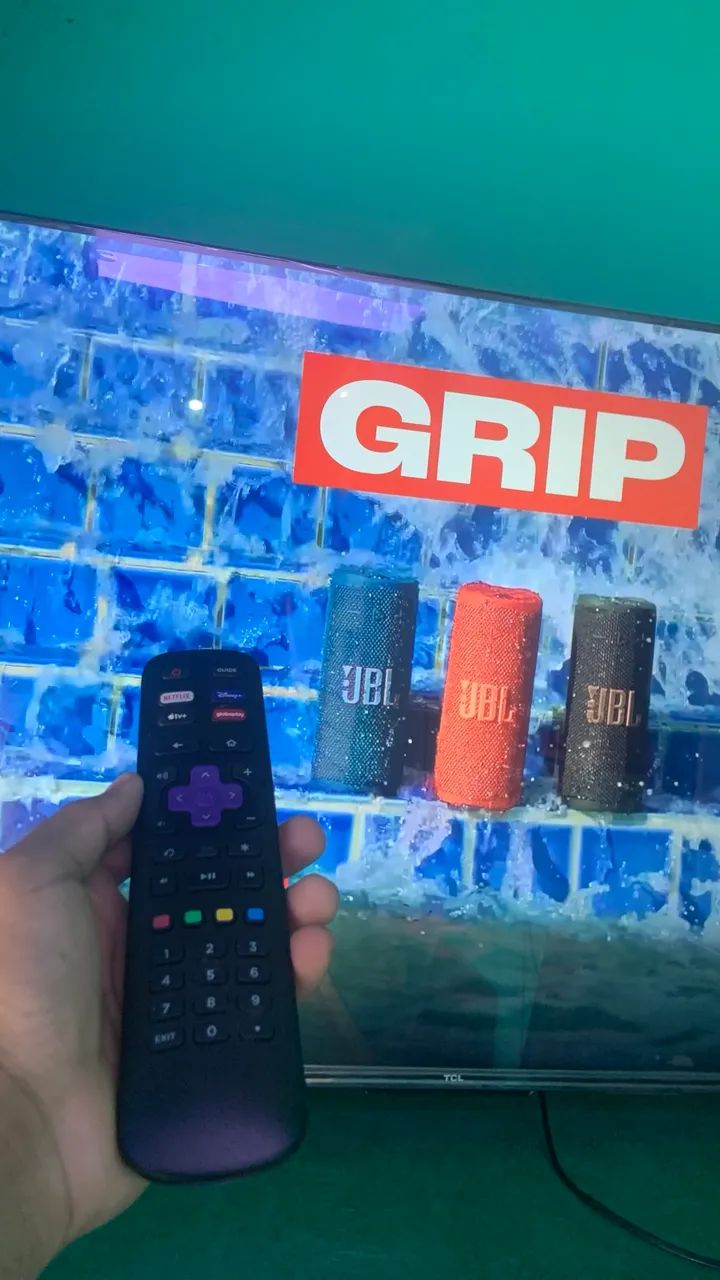 TV SMART SEMP 50 POLEGADAS 4K BORDA INFINITA SEMI NOVA NO PLÁSTICO  - Foto 4