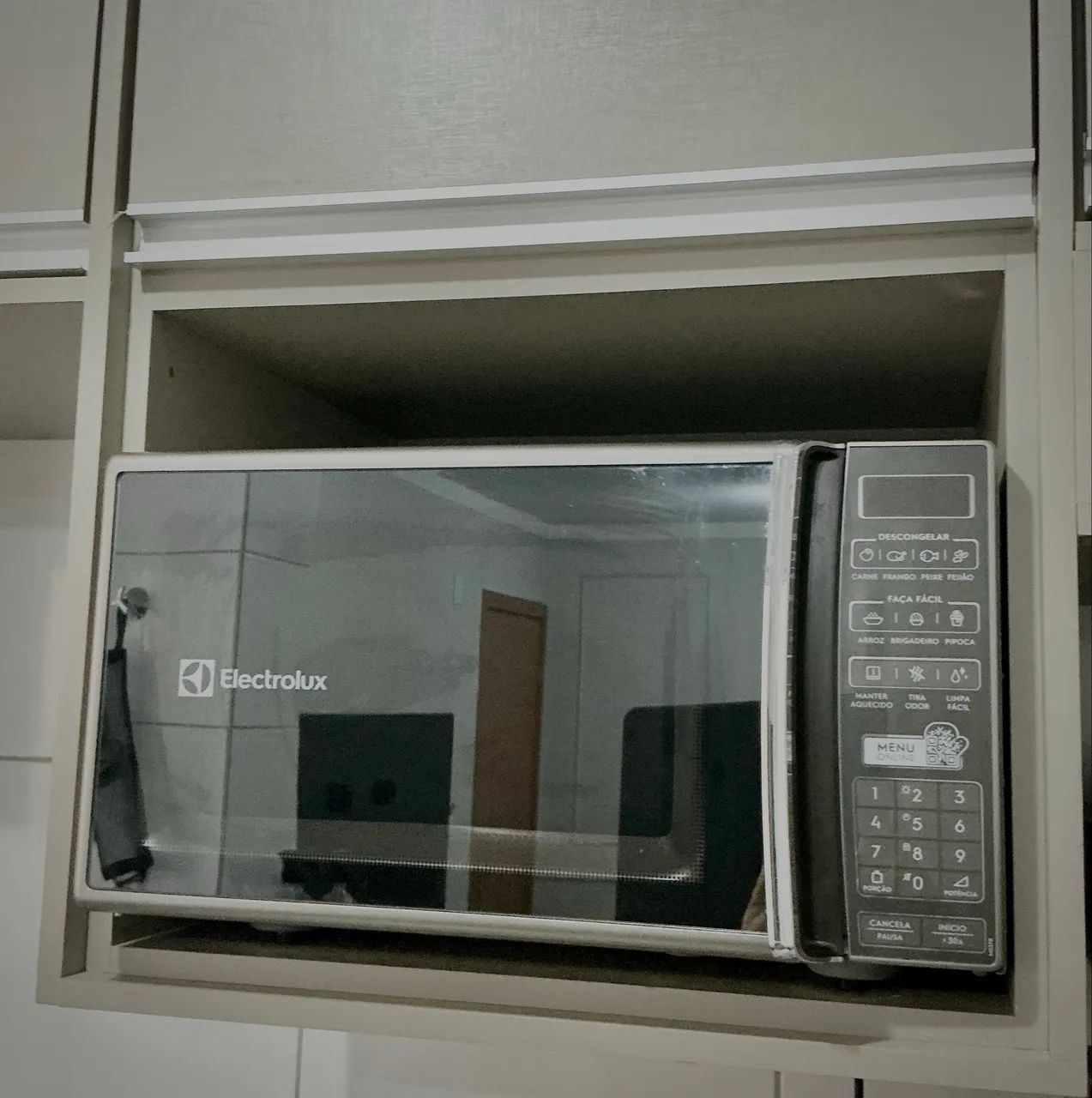 Micro-ondas Electrolux 27L  - Foto 2