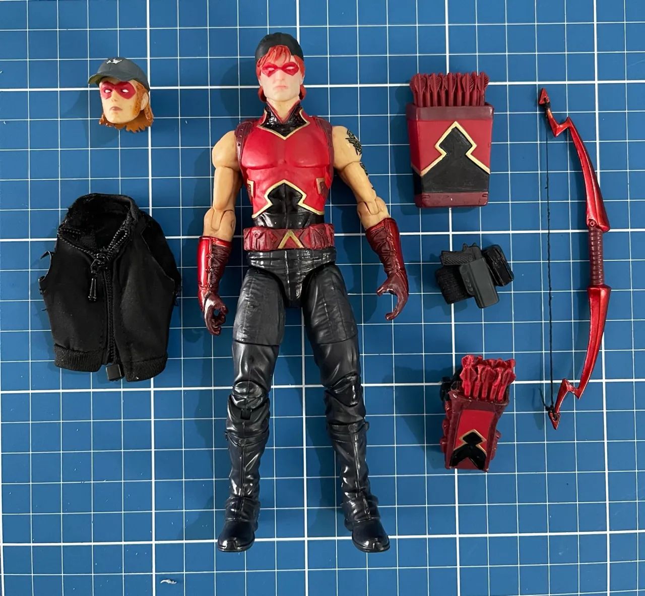 Arsenal /  Custom figure 1/12 mafex Marvel legends  - Foto 2