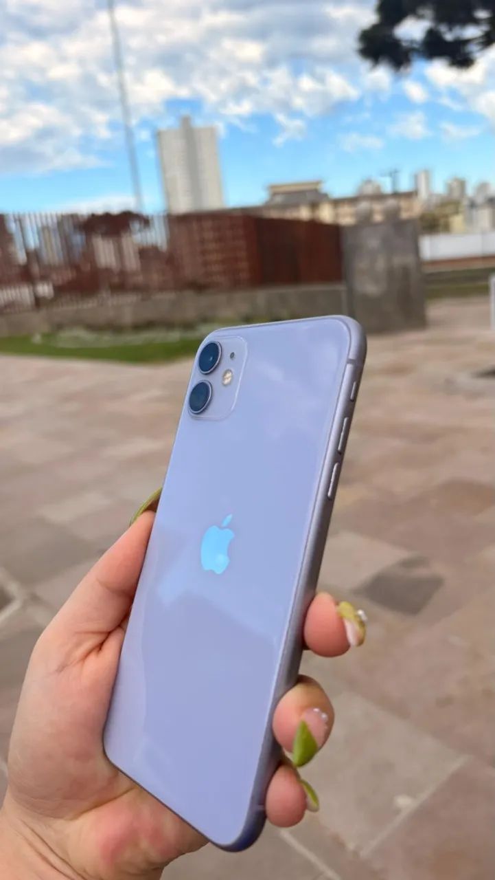 iPhone 11 64 GB - Foto 2