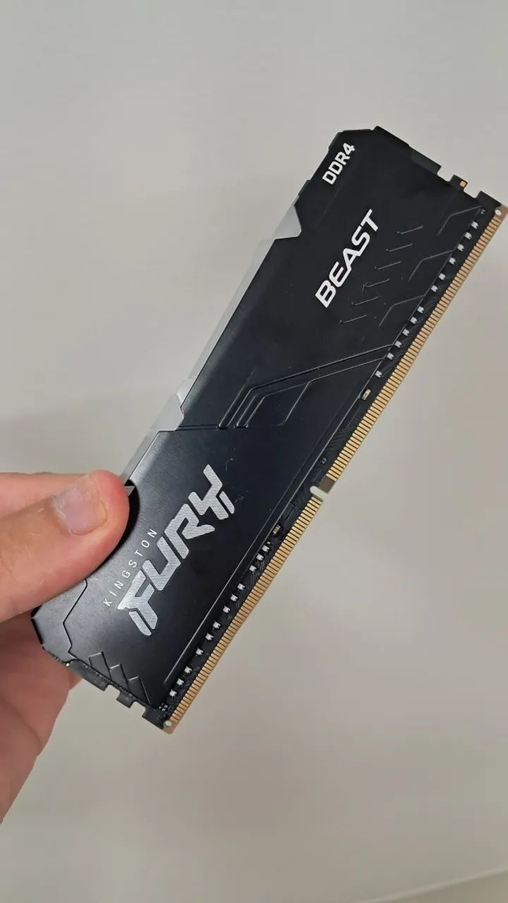 Memoria RAM DDR4 - 16GB