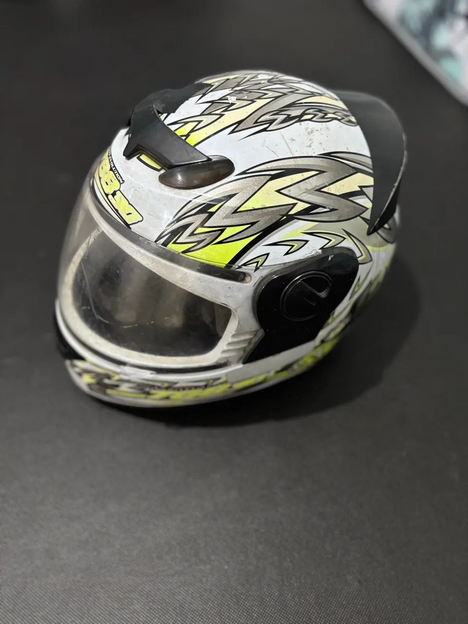 Capacete