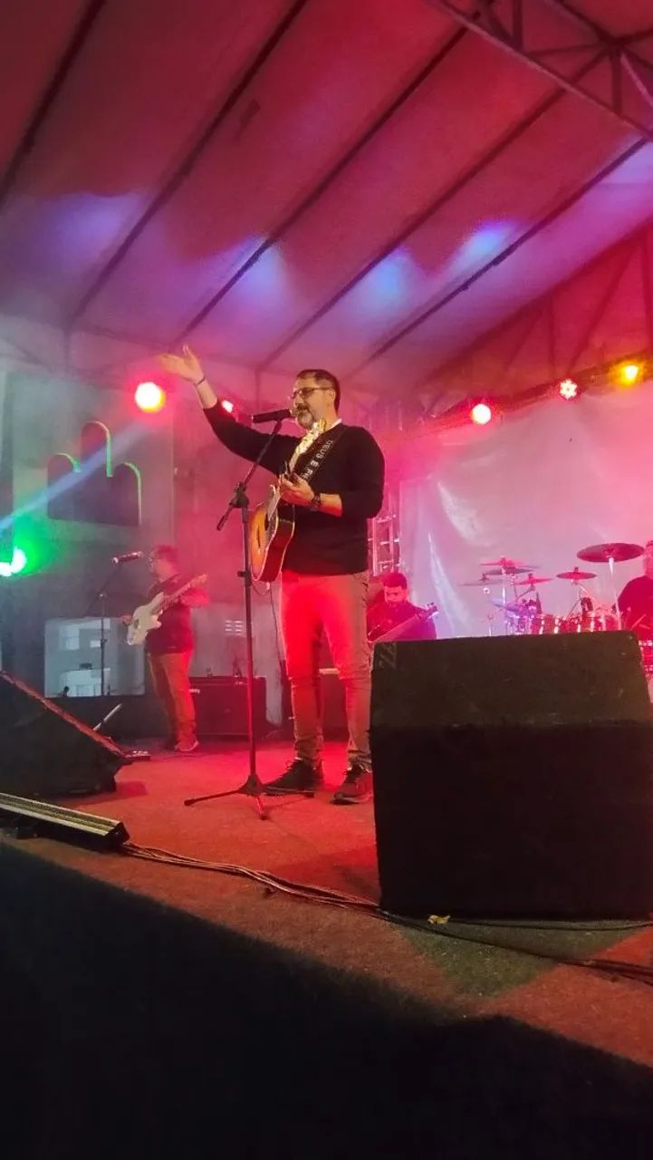 Som e iluminação para todos os eventos, inclusive em casa