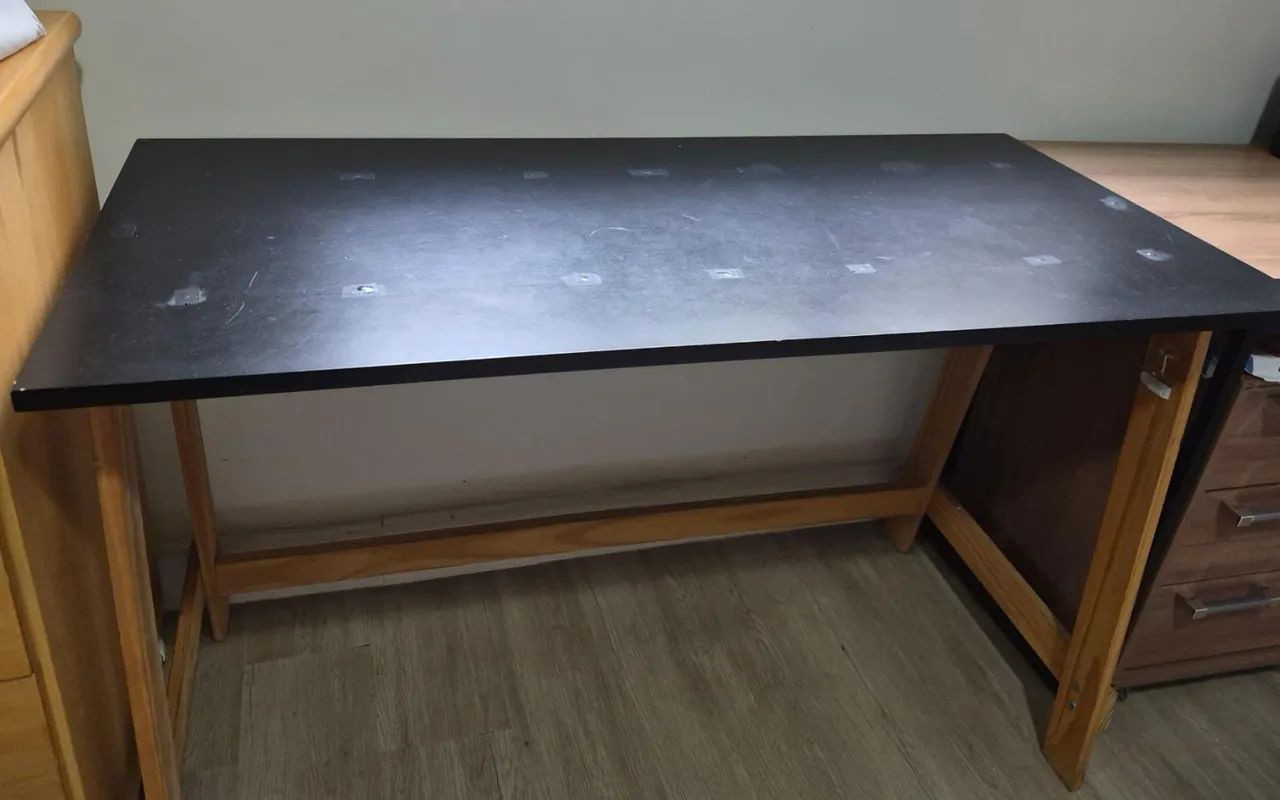 Mesa escrivaninha