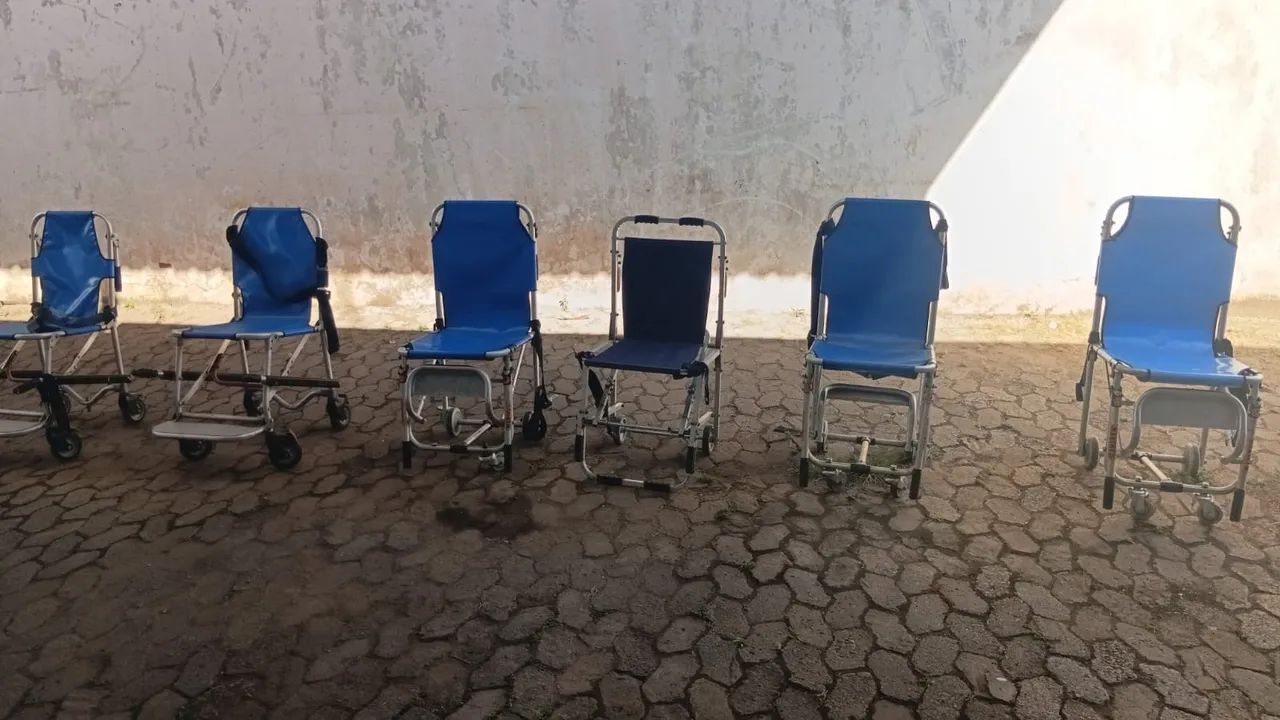Cadeiras de resgate P/ ambulâncias e outros - Foto 2