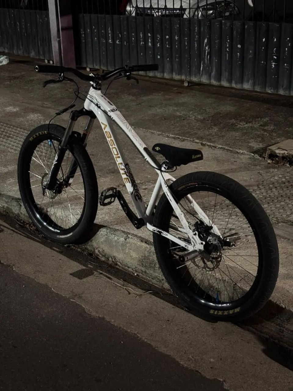Bicicleta Absolute Brutus Pro 26