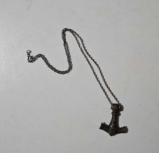 Colar Nórdico Martelo Thor Mjolnir Viking
