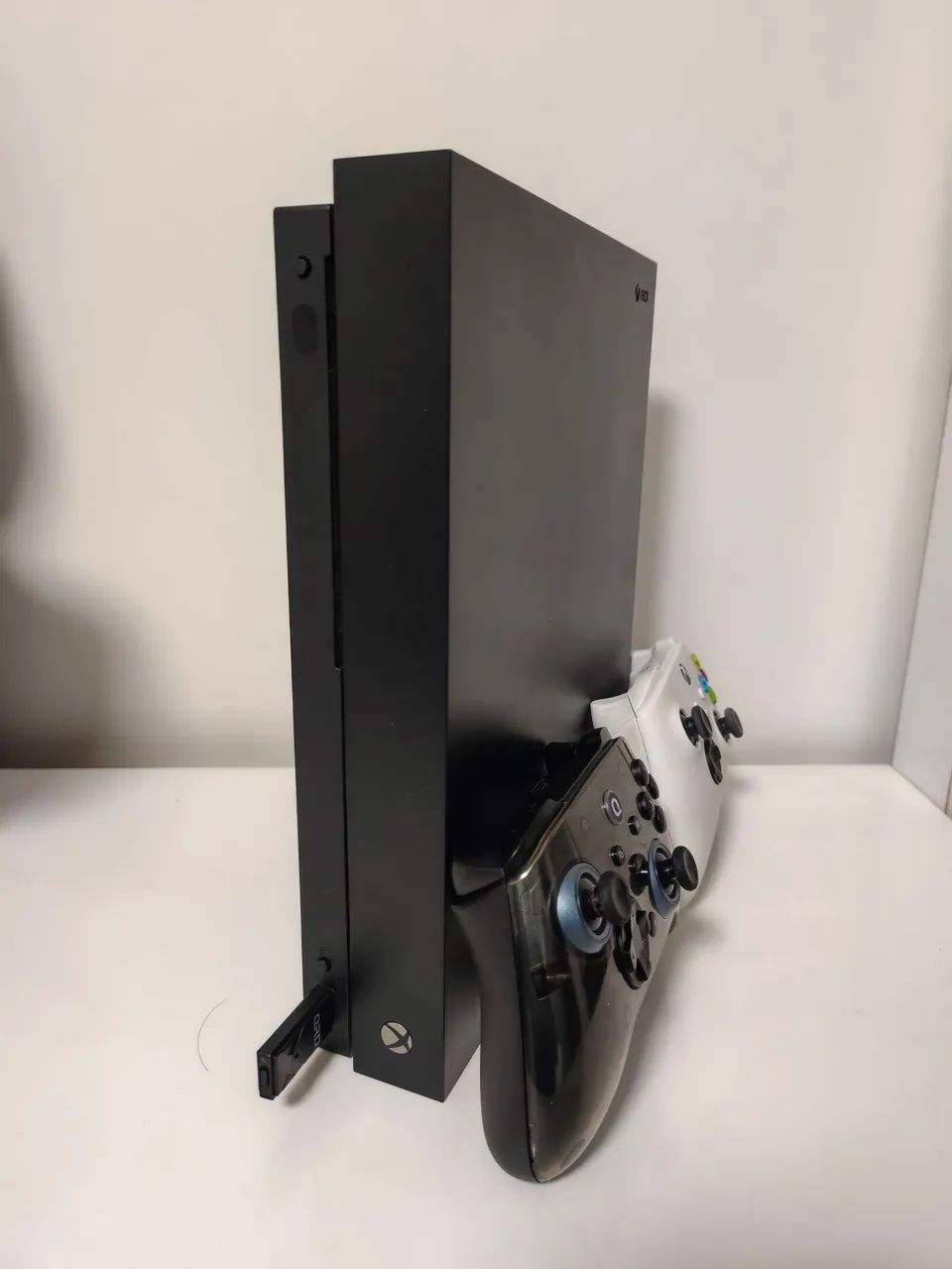 Xbox one X 