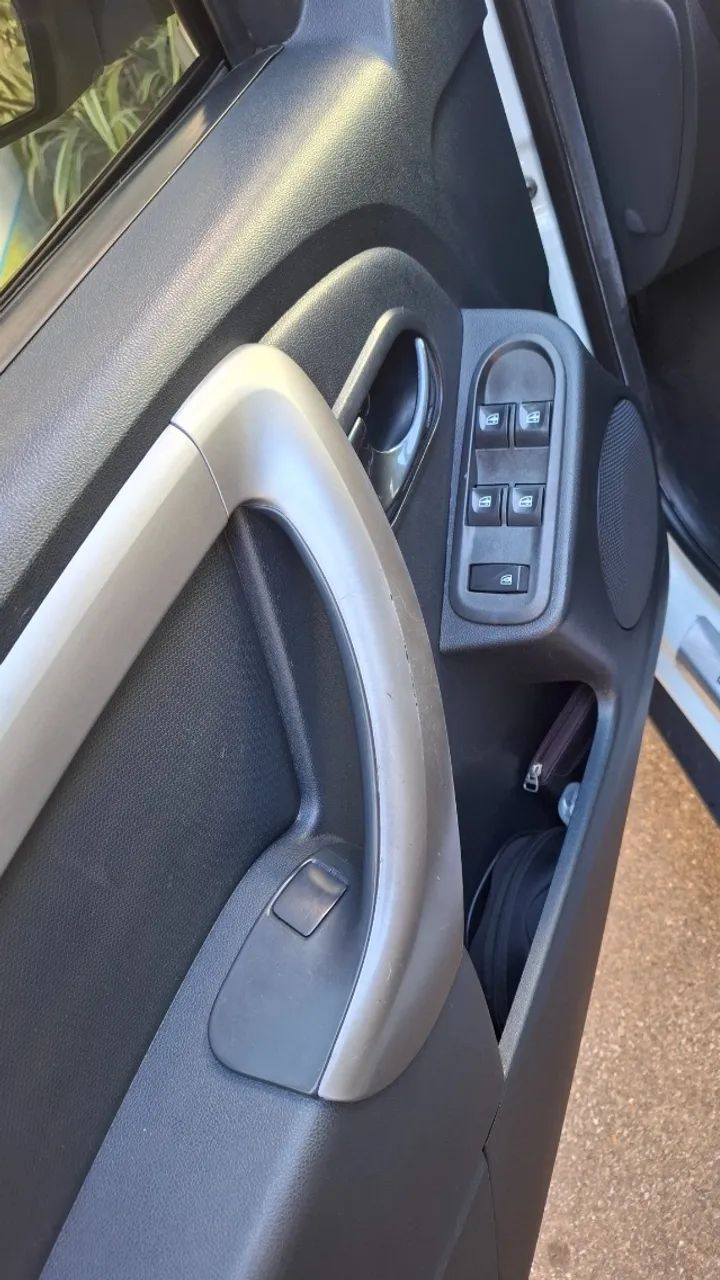 Renault Duster Expression 1.6 Hi-flex 16V Mec. 2016 - Foto 4