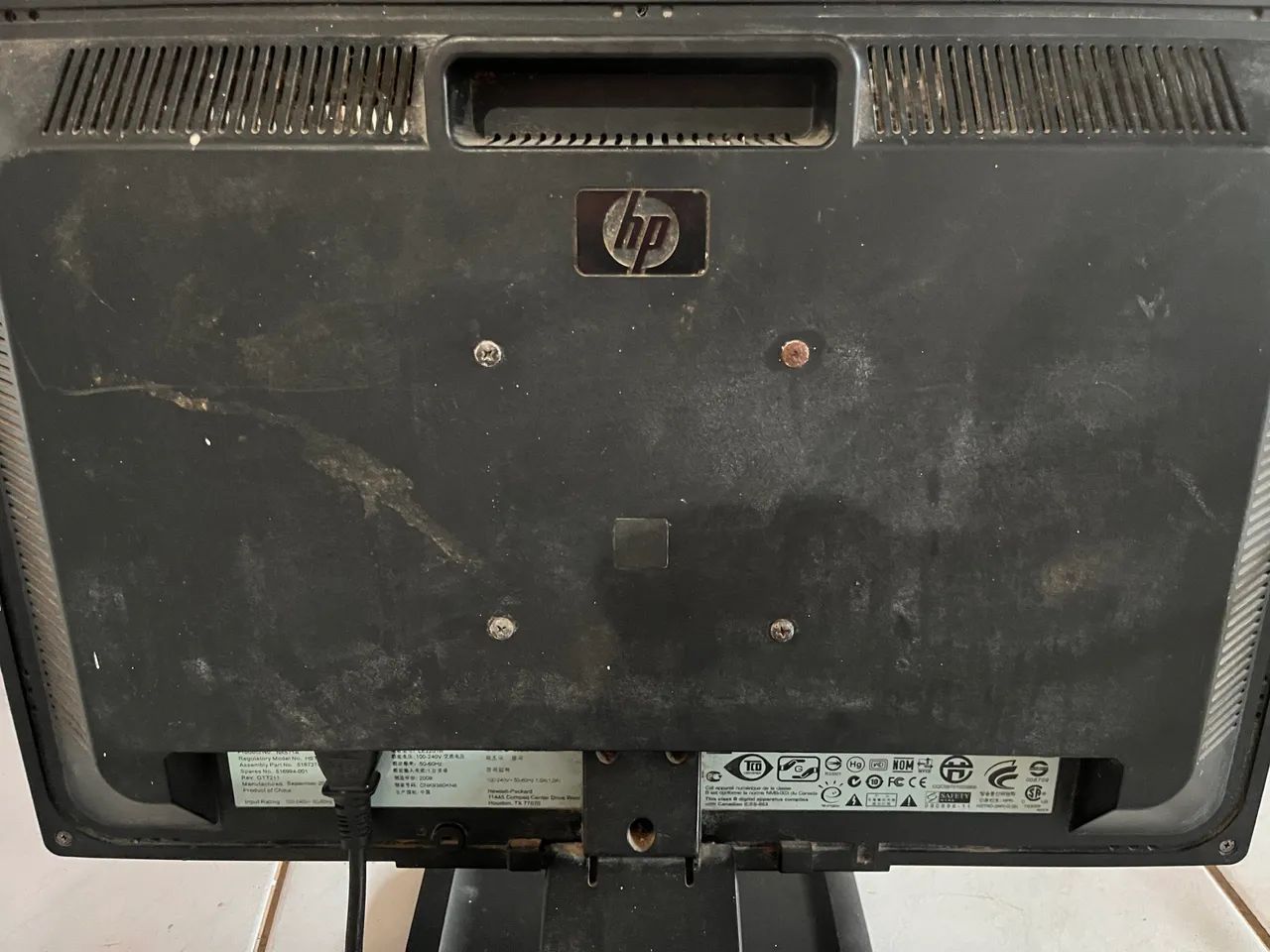 Monitor HP LE2201w 22 Polegadas (Detalhe na Tela) - Funcionando - Foto 2