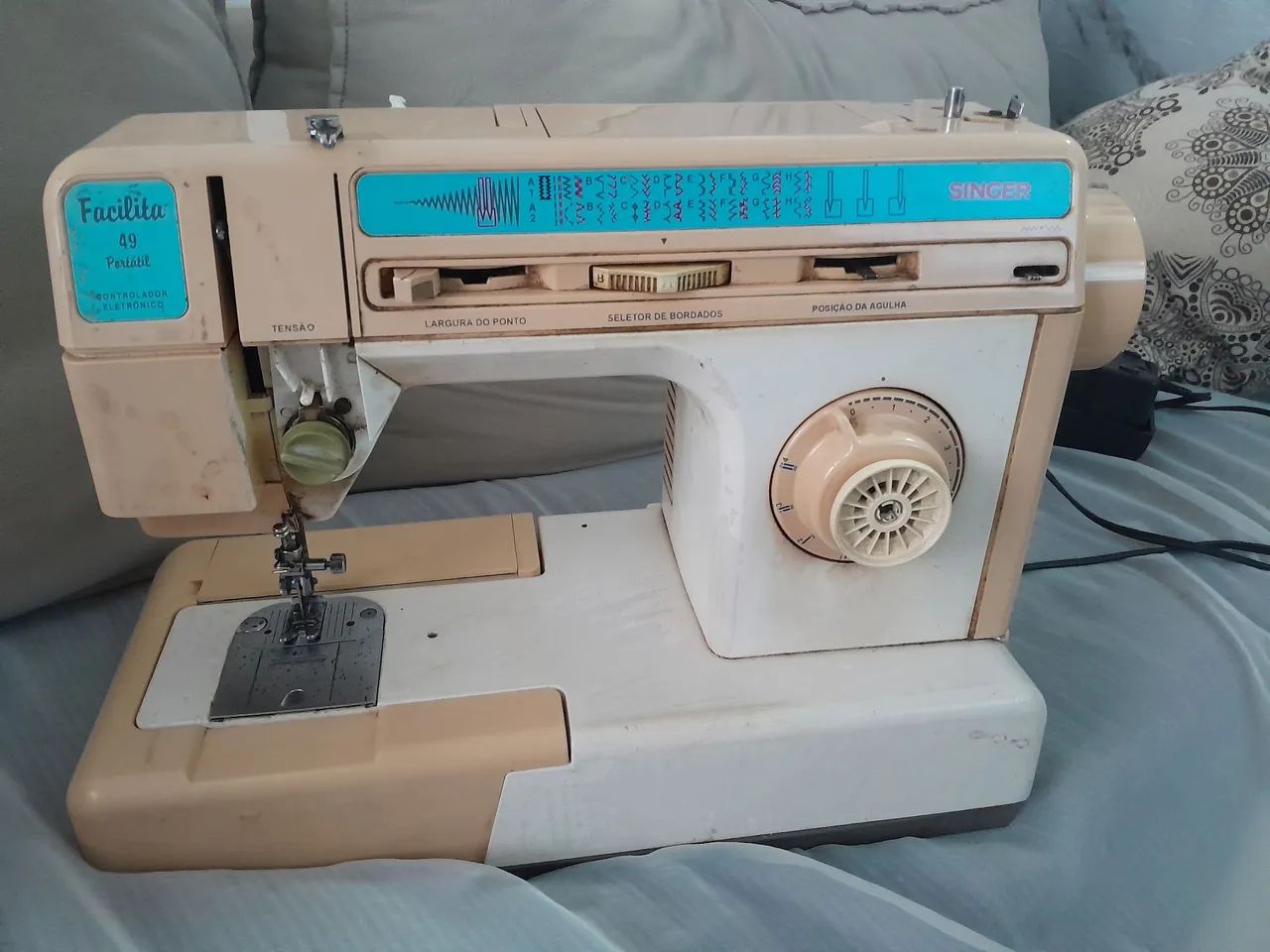 Maquina de costura  - Foto 4