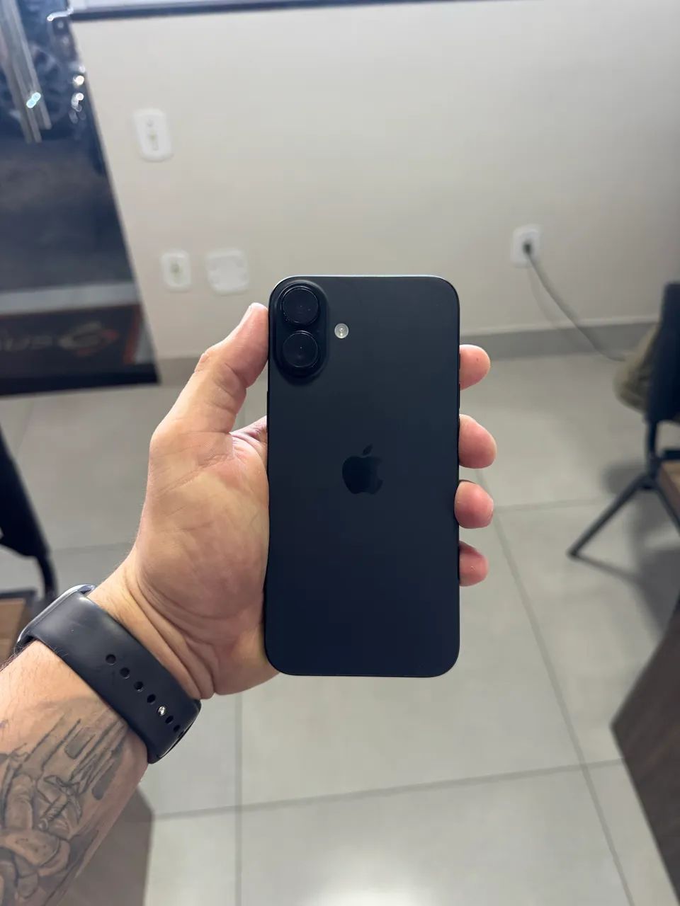 iPhone 16 Plus  - Foto 2