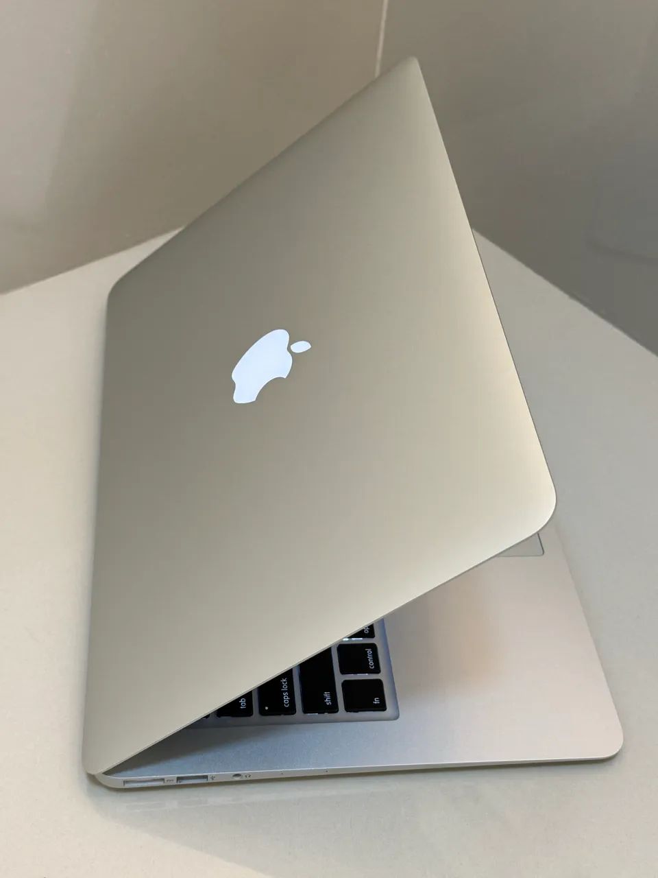 MacBook Air 2017 8/256 - Foto 3