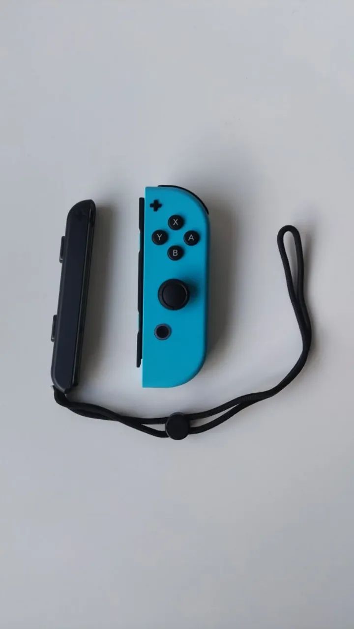 Controle joycon vermelho e azul (original) + carregador quad hyperX (original) - Foto 4