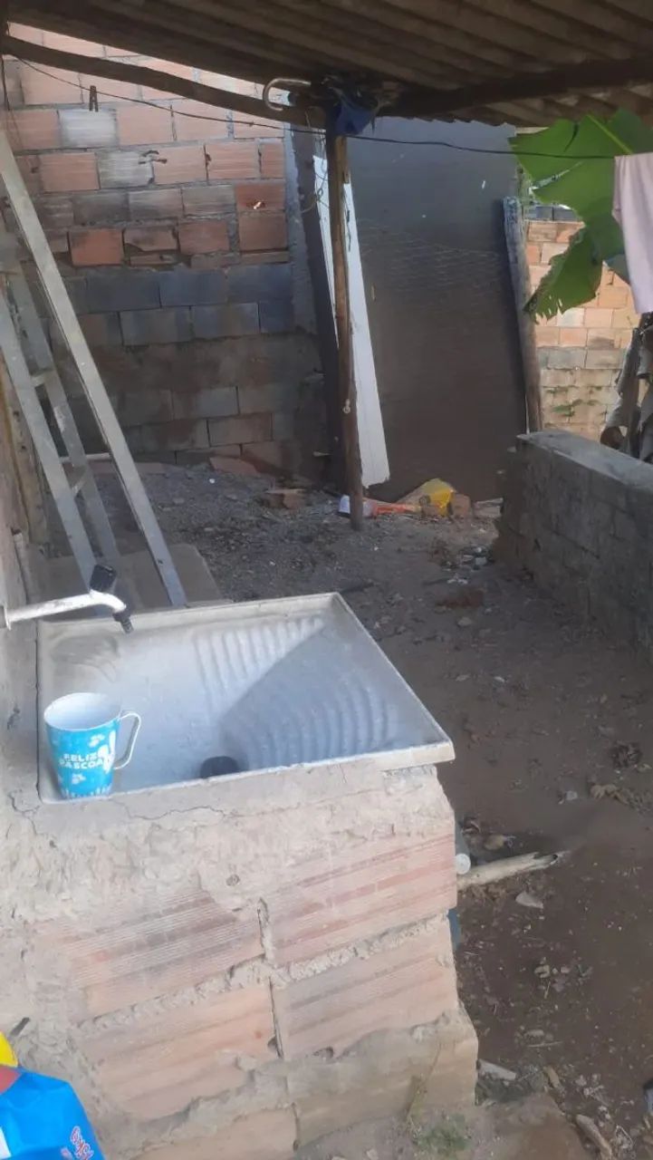 Vende se casa - Foto 2