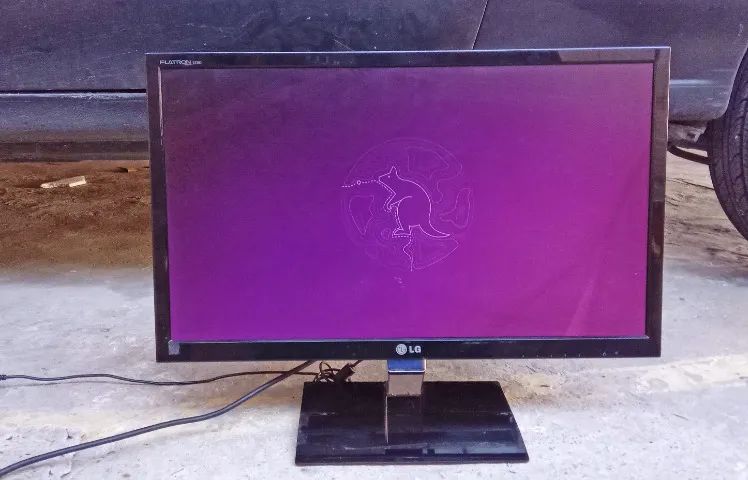 Monitor de 23 Polegadas com HDMi funcionando com risco na tela 