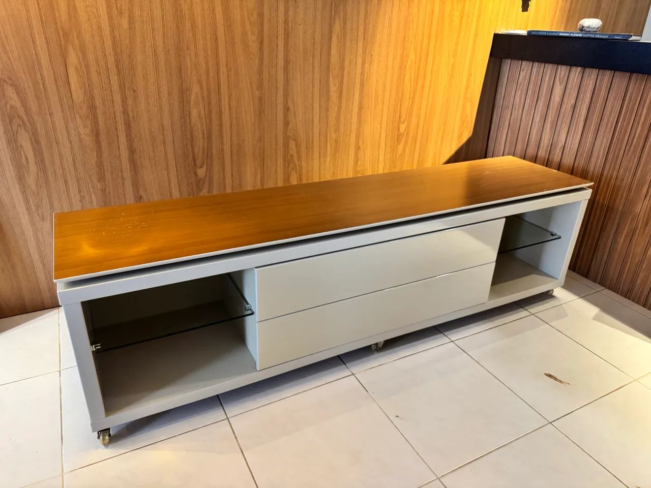 RACK MODERNO E SOFISTICADO