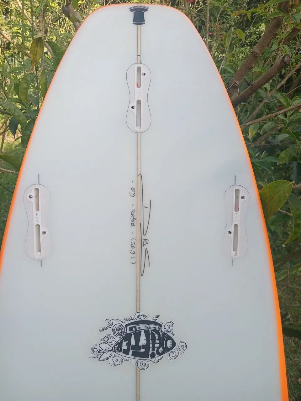 Prancha de surf Rodrigo Dias 5'9 26,9l zerada nave - Esportes