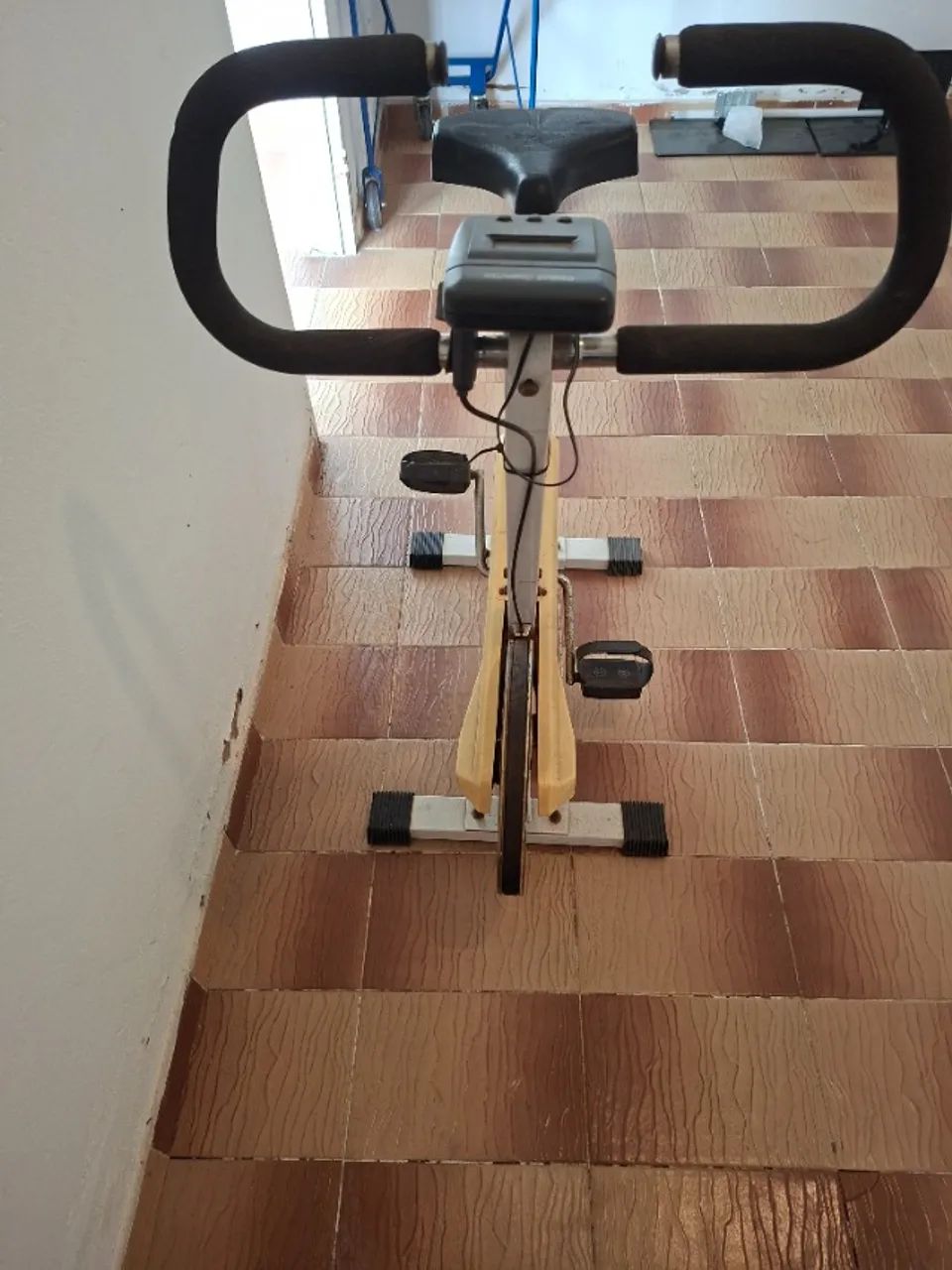 Bicicleta Ergométrica Caloi Antiga - Foto 2