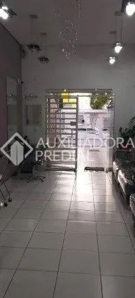 Amplo Sobrado de 194m² com 4 Vagas - Excelente Oportunidade no Centro - Foto 2