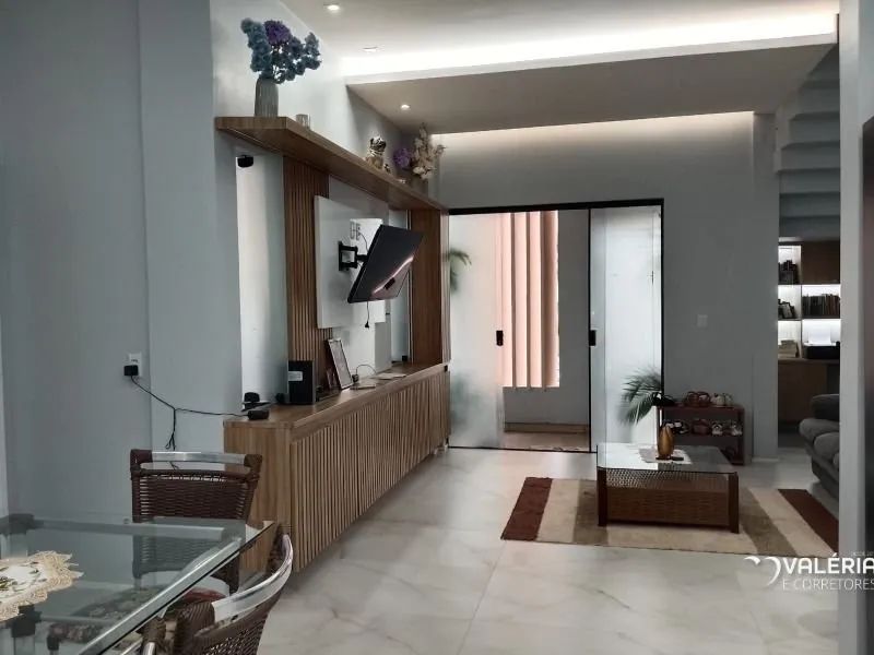 CASA COM 200 M² !! - Foto 2