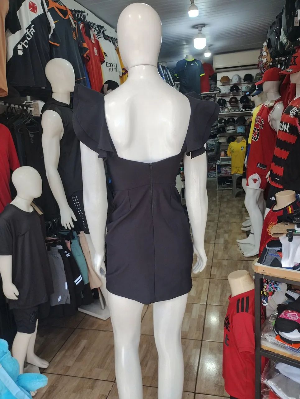 Vestido preto novo - Foto 2