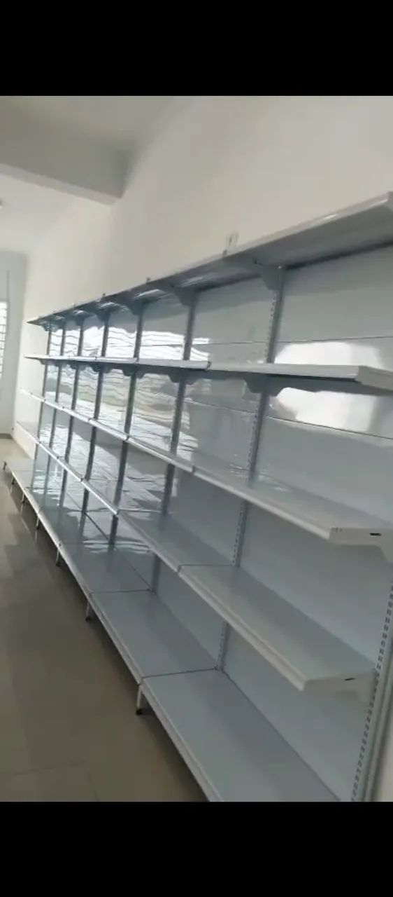 Gôndolas a venda 
