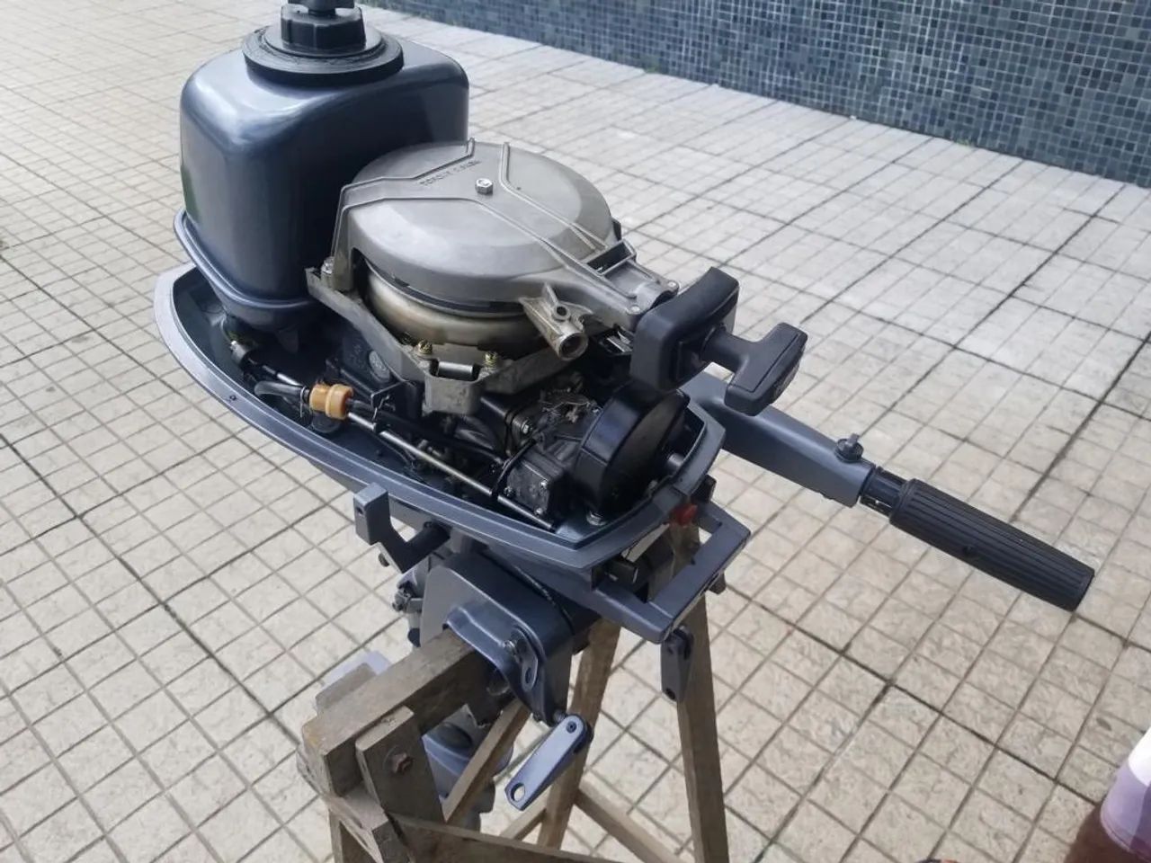 Motor de apoio Yamaha 4hp - Foto 2